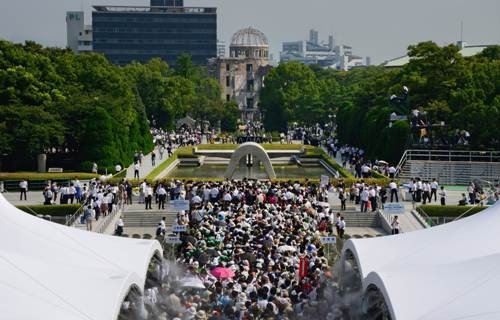ญี่ปุ่นรำลึกครบรอบ๖๘ปีวันสหรัฐทิ้งระเบิดปรมาณูใส่เมืองฮิโระชิมะ  