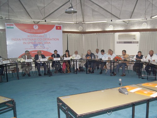 การประชุมโต๊ะกลมเกี่ยวกับความสัมพันธ์ระหว่างอินเดียกับเวียดนามในกรุงนิวเดลี