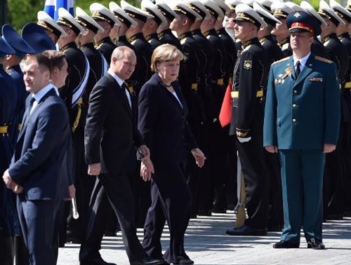 เยอรมนีและรัสเซียเรียกร้องให้มีมาตรการทางการทูตให้แก่ปัญหาทวิภาคี