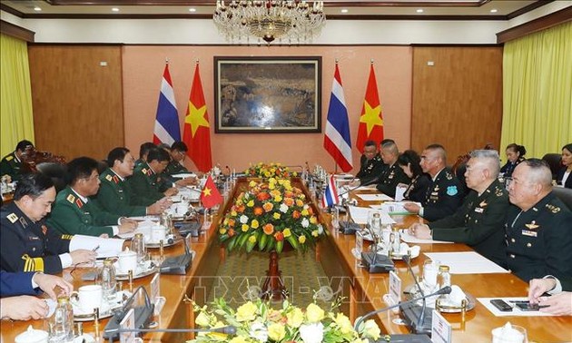 ผลักดันความสัมพันธ์ร่วมมือในหลายด้านระหว่างกองทัพเวียดนามกับไทย