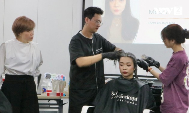 ร้าน Mai Lan Hair Salon ศูนย์สร้างโอกาสทางอาชีพให้แก่เยาวชนในพื้นที่เขตเขา