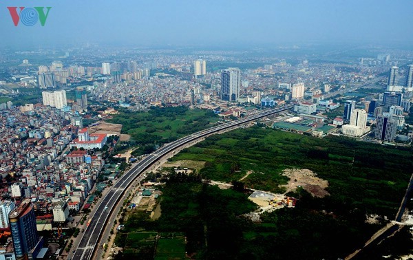 Hanoi’s first overpass opened to traffic 