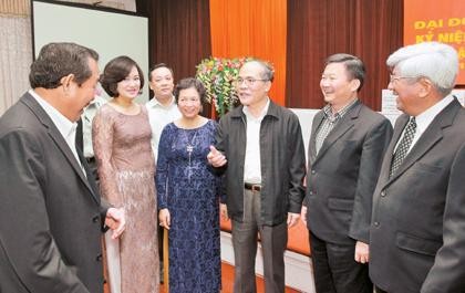 NA Chairman Nguyen Sinh Hung attends National Unity Festival