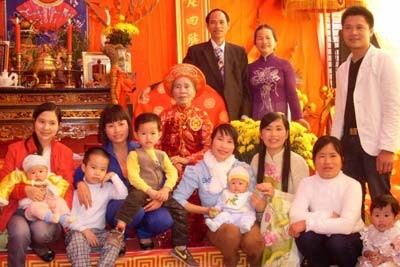 Longevity celebration and the beauty of Vietnamese culture 