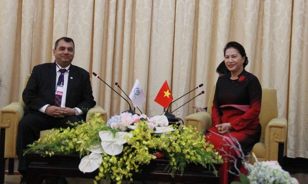 Le président de l’UIP reçu par Nguyen Thi Kim Ngan