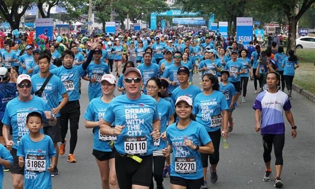 Over 8,000 athletes attend HCM City Marathon 2018