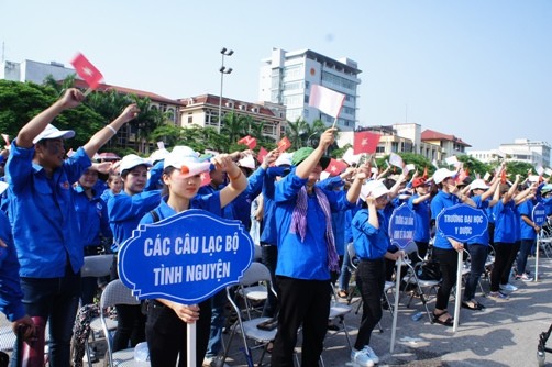 Ho Chi Minh City youths active in volunteer campaigns