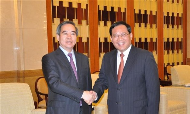 Senior Vietnamese Party official visits Shanghai city
