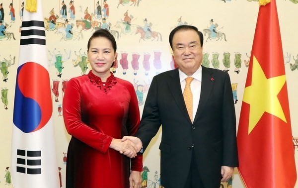 NA Chairwoman Nguyen Thi Kim Ngan concludes RoK visit