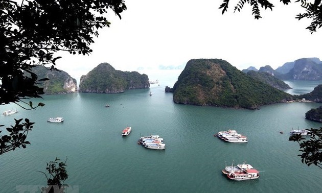 Ha Long Bay named among world’s 35 most beautiful natural wonders