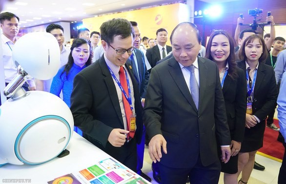 First national forum on Vietnamese tech firms opens in Hanoi