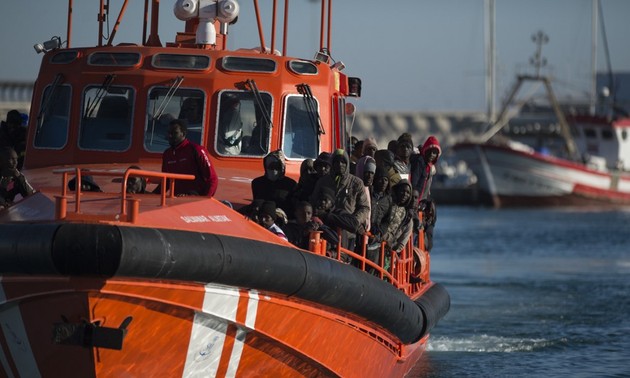 20 migrants missing in Mediterranean: Spanish coastguard
