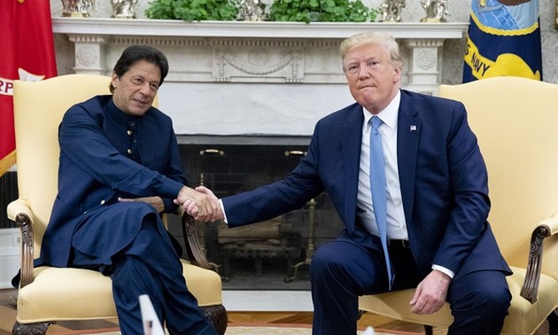 Trump: US, Pakistan cooperating to try to end war in Afghanistan