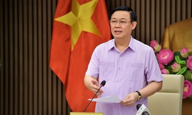 Vietnam’s logistics sector urged to contribute more to GDP 