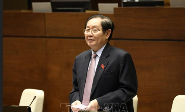 Minister of Home Affairs Le Vinh Tan: Public servants' competency improves