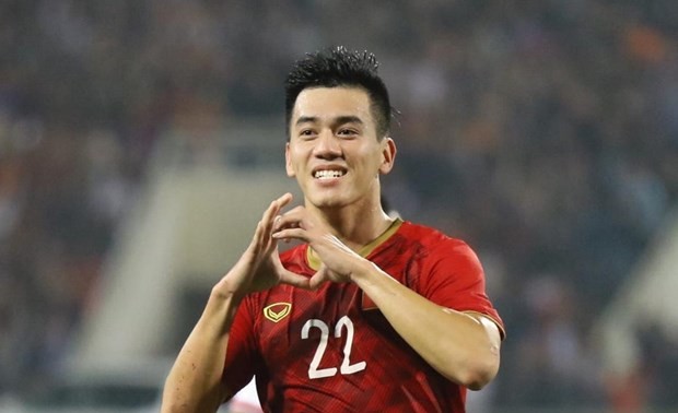 FIFA praises Vietnamese striker Nguyen Tien Linh