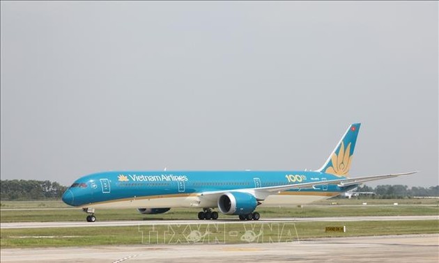 Vietnam Airlines conducts three flights to take Chinese citizens home