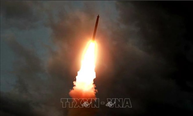 South Korea: North Korea fires barrage of missiles from ground and air
