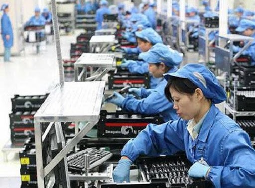 Vietnam workers adapt to international integration