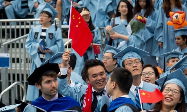 US revokes visas for 1,000 Chinese students, experts