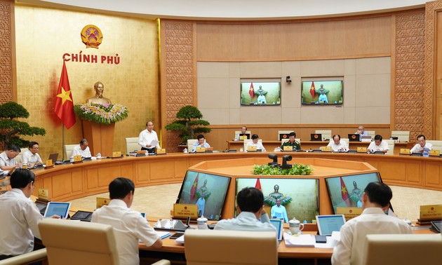 Efforts exerted to achieve Vietnam’s GDP growth target in 2020