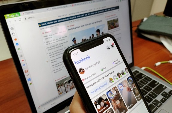 Code of conduct on social networks needed to improve human rights