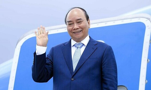 President Nguyen Xuan Phuc begins official visit to Switzerland