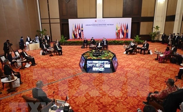 Vietnam calls for stronger cooperation within ASEAN