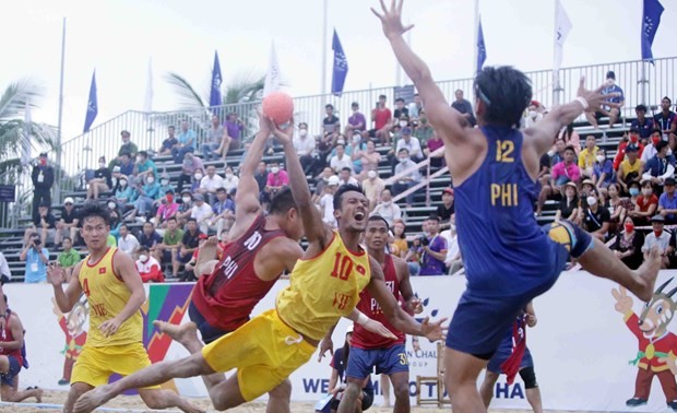 SEA Games 31: Vietnam fetch gold in men’s beach handball, bronze in diving