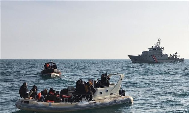 Record 45,000 migrants made Channel crossing to UK last year