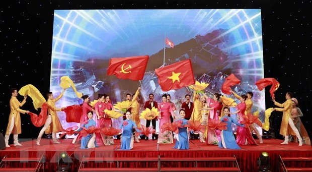 Festivals, art programs celebrate National Reunification Day