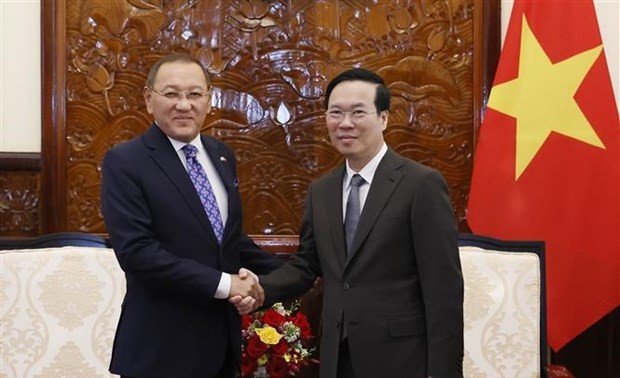 President receives Kazakh Ambassador in Hanoi