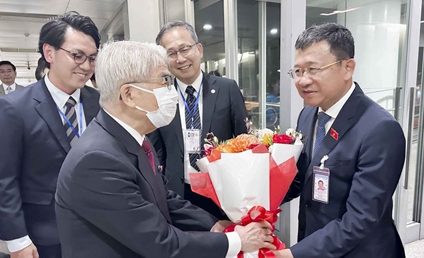 President of Japanese House of Councillors starts official visit to Vietnam