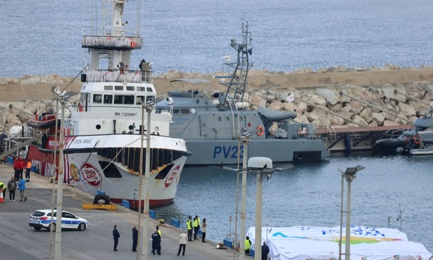 First aid ship to Gaza leaves Cyprus port in pilot project