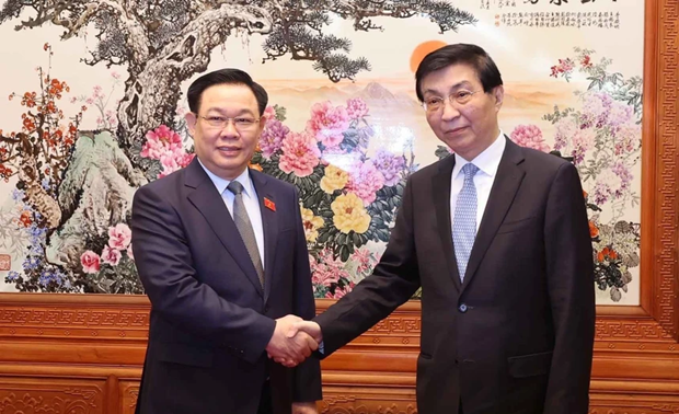 NA Chairman meets Chinese front leader