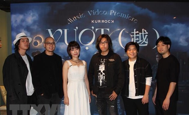 Ban nhạc rock đầu tiên của người Việt ở Nhật Bản ra mắt MV 