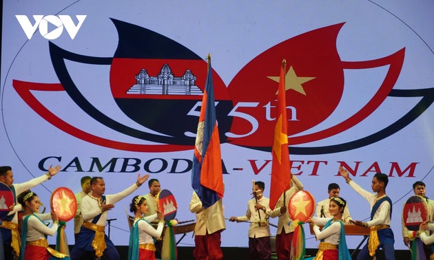 Chương trình nghệ thuật khai mạc tuần văn hoá Campuchia tại Việt Nam