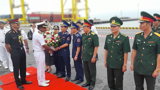 印度海岸警卫队“维吉特”舰访问岘港