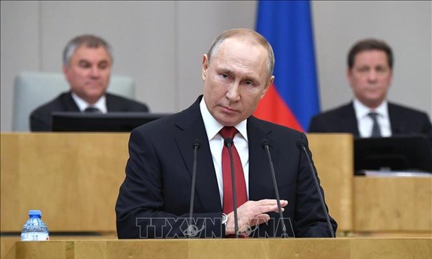 俄罗斯总统普京签署俄联邦宪法修正案