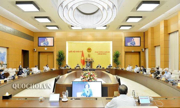 越南国会常委会第44次会议开幕