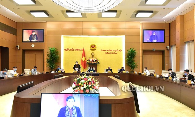 越南第十四届国会常务委员会第44次会议闭幕