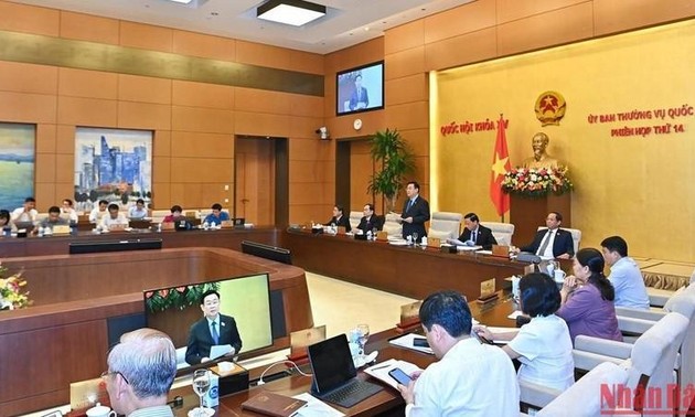 越南15届国会常委会14次会议12日开幕