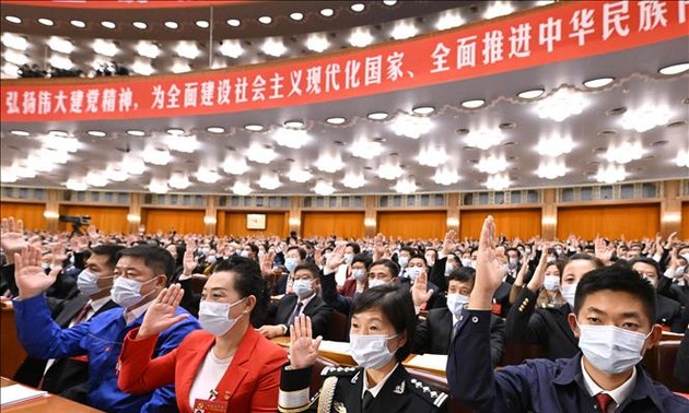 中国共产党提高女党员在中共二十届中央委员会中的比例