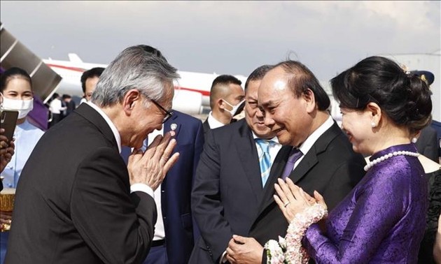 阮春福结束对泰国的正式访问和出席APEC 2022行程