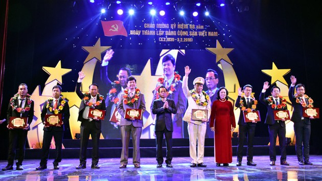 Hanoi’s 10 oustanding youths honored