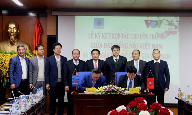 VOV, PetroVietnam ink cooperative agreement 