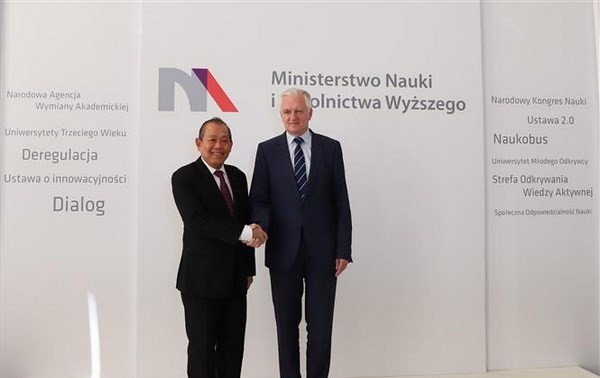 Vietnam seeks stronger economic ties with Poland