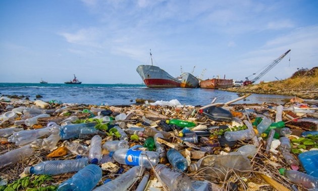 Vietnam renews effort to reduce plastic waste