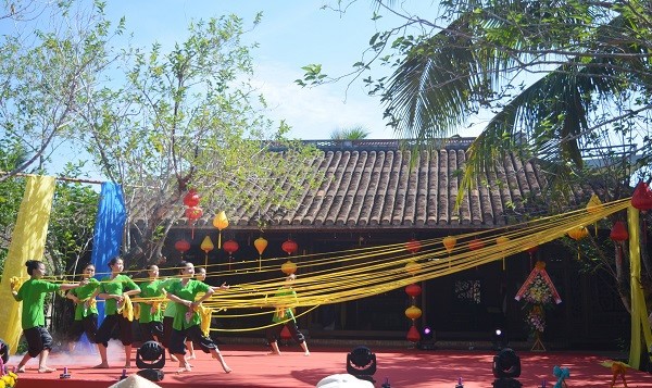 International silk and brocade festival gets underway in Hoi An