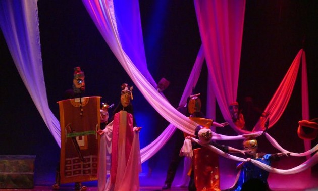 Veteran artist  breathes new life into Vietnamese puppetry 